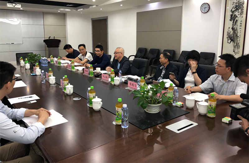 深圳市统计局局长杨新洪一行莅临开云官方入口登录公司参观调研